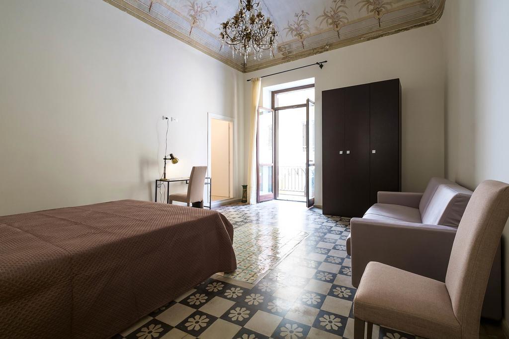 B&B Del Massimo Palermo Habitación foto